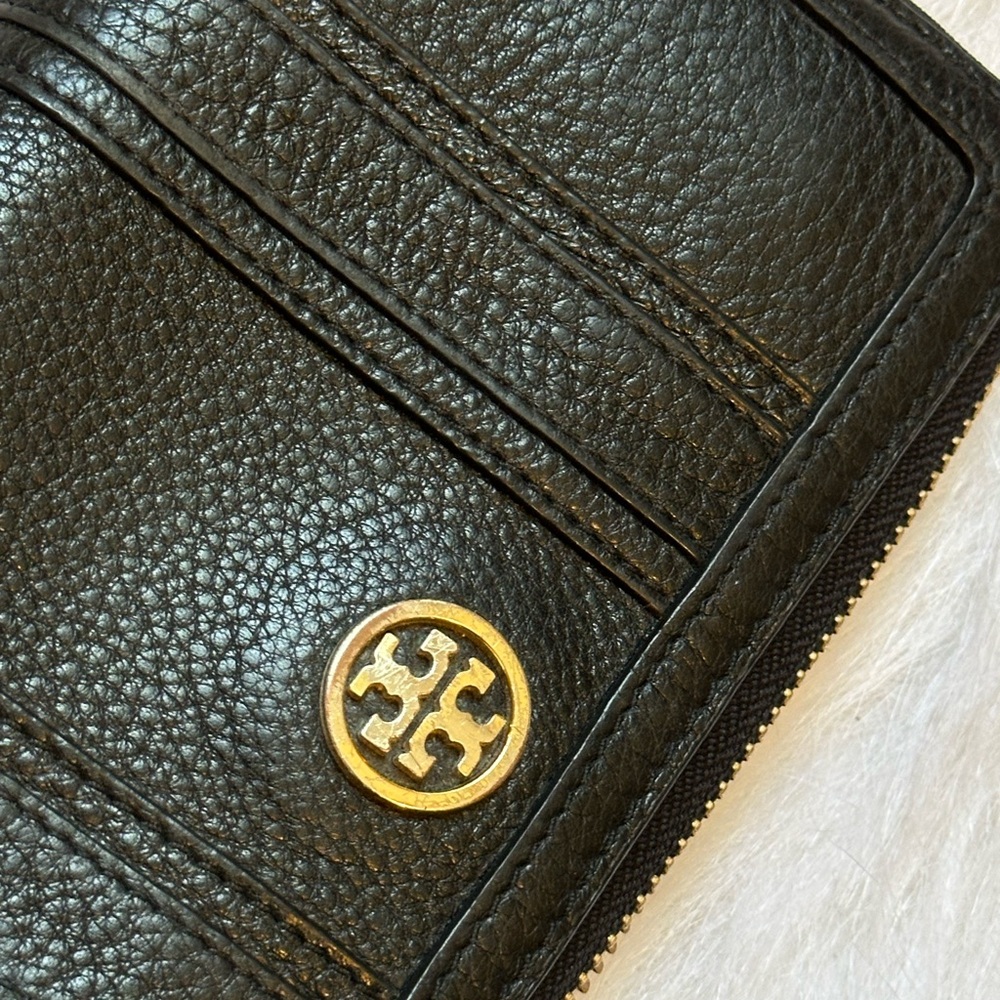 Tory Burch Landon black leather continental wallet - Picture 2 of 12